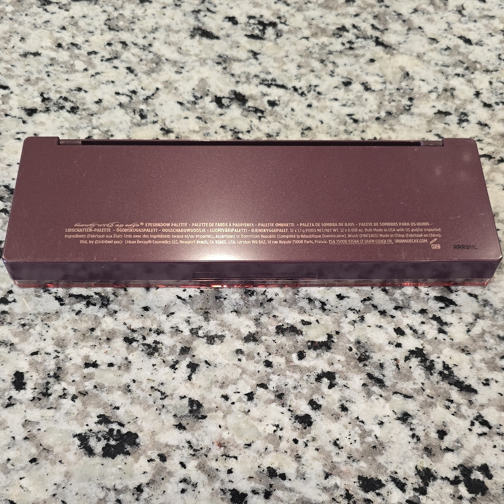 Urban Decay Naked Eyeshadow Palette - Red and Brown Shades - Picture 2 of 8